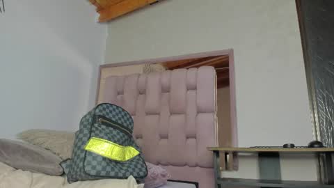 Snapshot of cute_ebonny chatting on 06-15-26, 05:26 Stacy online show from 06-15-26, 05:26