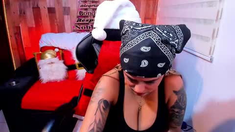    Independent Model online show from 12-12-24, 12:16