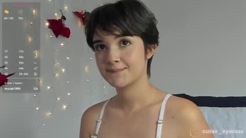 Cute online show from 01-04-25, 09:31