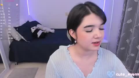 Cute online show from 09-22-25, 07:05