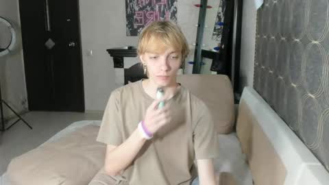 Grisha online show from 04-27-26, 06:28