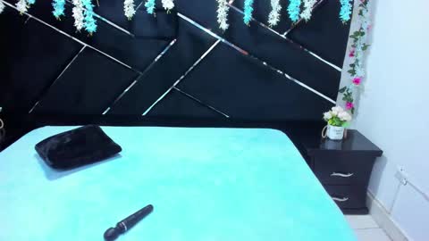 Snapshot of cute_isaa chatting on 11-05-25, 08:31 Isabella online show from 11-05-25, 08:31