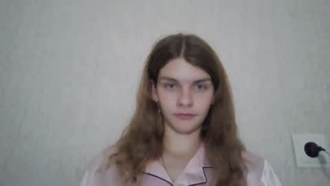 cute_kitte online show from 12-15-24, 09:53