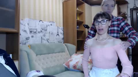 cute_lion_ online show from 12-07-24, 01:07