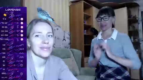 cute_lion_ online show from 12-22-24, 01:22