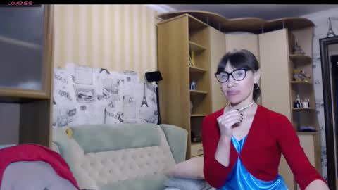 cute_lion_ online show from 12-03-25, 01:42