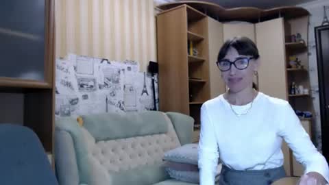 cute_lion_ online show from 06-15-26, 01:13