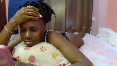 cute_lizah online show from 01-13-25, 06:05