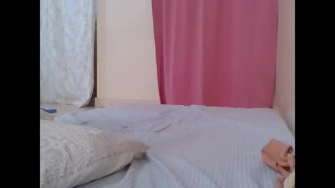 cute_lizah online show from 02-13-25, 07:35