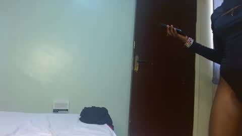 cute_lorna online show from 04-01-26, 01:41