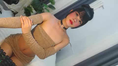 Snapshot of cute_maloi chatting on 03-29-26, 12:16 Jane online show from 03-29-26, 12:16