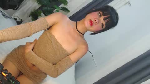 Snapshot of cute_maloi chatting on 04-05-26, 12:35 Jane online show from 04-05-26, 12:35