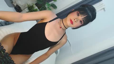 Snapshot of cute_maloi chatting on 04-14-26, 09:48 Jane online show from 04-14-26, 09:48