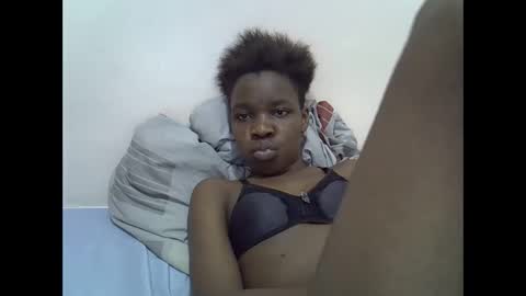 cute_marion online show from 02-21-25, 09:43