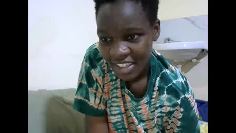 cute_marion online show from 09-30-25, 04:50