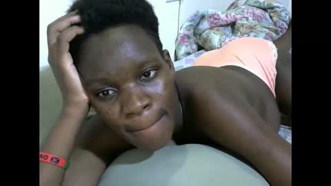 cute_marion online show from 11-04-25, 01:43