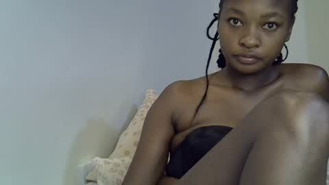 cute_melissa1 online show from 07-02-26, 11:11