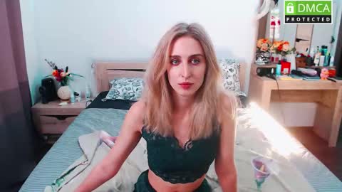 Milana online show from 09-12-25, 09:42