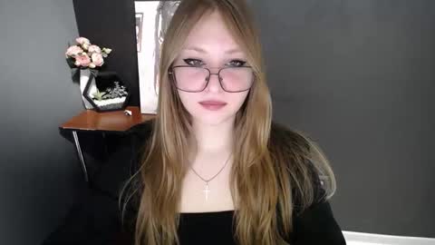 Veronica online show from 03-05-26, 07:37