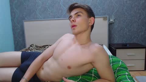 Oliver online show from 01-31-25, 07:40