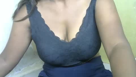 Snapshot of cute_payalji chatting on 10-25-25, 02:08 alia online show from 10-25-25, 02:08
