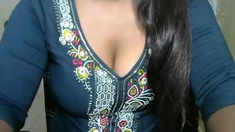 alia online show from 04-26-26, 01:47