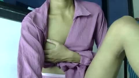Snapshot of cute_ruhii chatting on 05-23-26, 02:21 ruhi online show from 05-23-26, 02:21