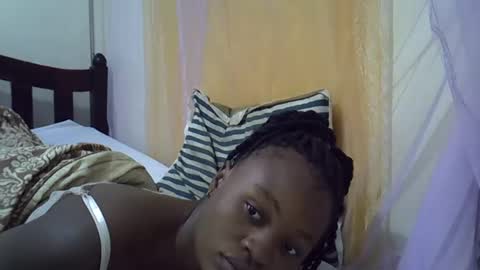 cute_savanna online show from 02-02-25, 01:12