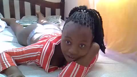 cute_savanna online show from 02-03-25, 08:13