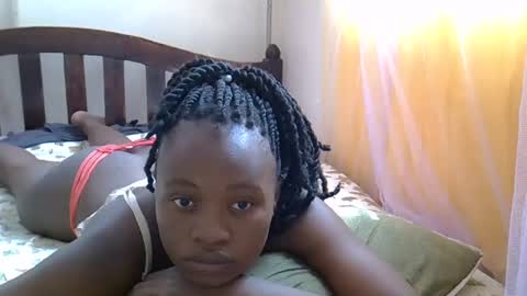 cute_savanna online show from 02-15-25, 08:22