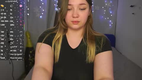 Snapshot of cute_sharloti chatting on 03-10-26, 07:41 Sasha online show from 03-10-26, 07:41