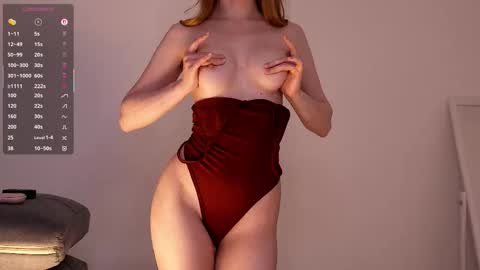  Hey im Kristina Thank you for your support  online show from 03-09-26, 08:40