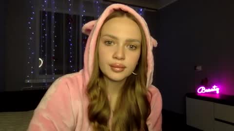 cute_shy06 online show from 12-15-25, 08:24