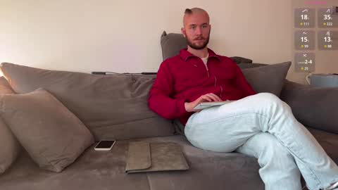 cute_skywalker online show from 12-09-24, 07:06