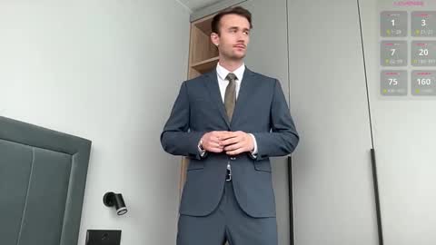 cute_skywalker online show from 09-18-25, 07:43