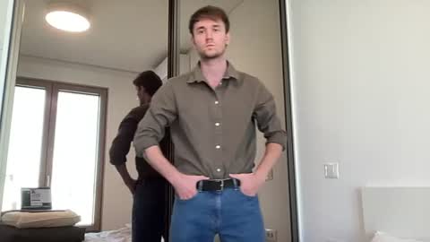 cute_skywalker online show from 08-09-26, 03:06
