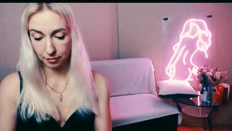 cute_smile_shy online show from 10-09-25, 07:01