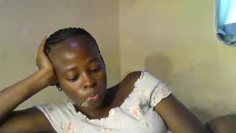 Snapshot of cute_sonny chatting on 03-16-26, 05:44 cute_sonny online show from 03-16-26, 05:44