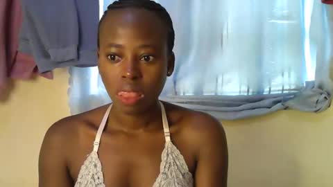 Snapshot of cute_sonny chatting on 03-22-26, 05:00 cute_sonny online show from 03-22-26, 05:00