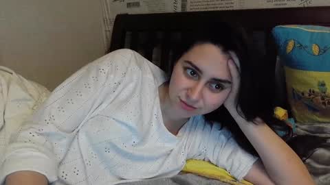 cute_strawberry_ online show from 01-08-25, 01:09