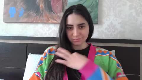 cute_strawberry_ online show from 02-21-25, 09:13