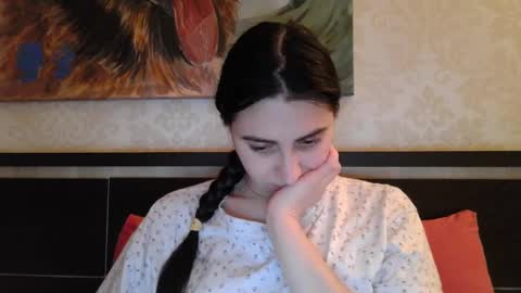 cute_strawberry_ online show from 03-02-25, 05:36