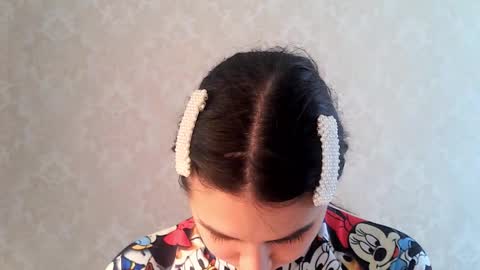 cute_strawberry_ online show from 10-11-25, 10:25