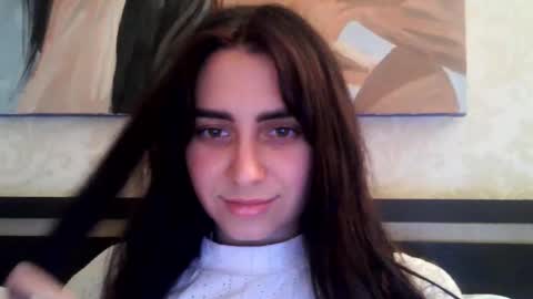 cute_strawberry_ online show from 11-07-25, 03:01