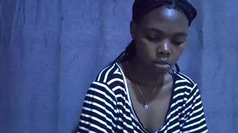 cute_tamara1 online show from 11-21-25, 08:57