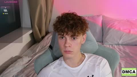 Thomas -  online show from 10-14-25, 06:52