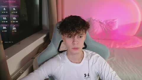 Thomas -  online show from 05-06-26, 06:57