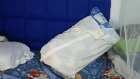 cuteallianah06 online show from 09-19-25, 07:10