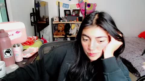 Snapshot of cuteambervi chatting on 12-04-24, 06:28 Princess Amber online show from 12-04-24, 06:28