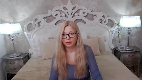 cuteangelina18 online show from 02-24-26, 03:43